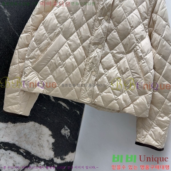 ���� ���ڷ� ��ġ�ڸ� �ٿ� �е� BC3232404-15