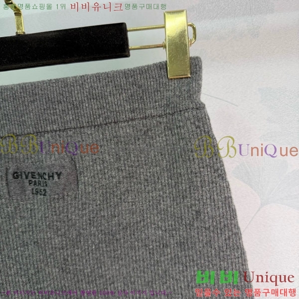 ���� ����� ��ĿƮ GIV24304-2