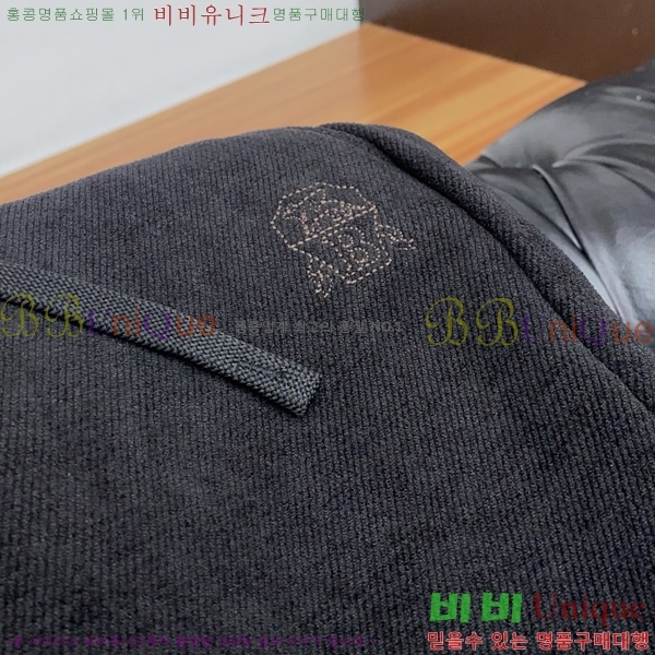 ���� ���ڷ� ��ġ�ڸ� ���� BC443974-1