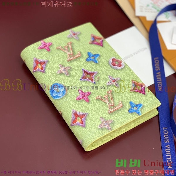 #���̺��� �н���Ʈ Ŀ�� M28281-103