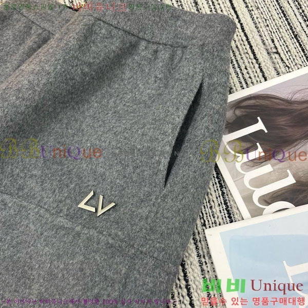 ���� ���̺��� ��ĿƮ LV245607-1