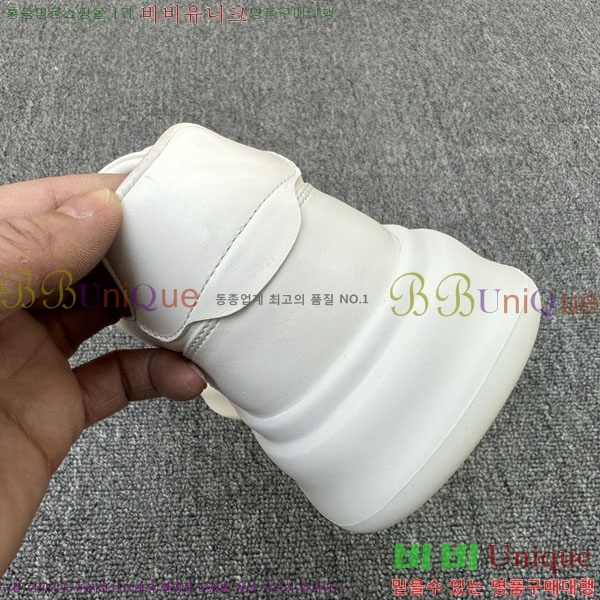 ���� ���ڷ� ��ġ�ڸ� ����Ŀ�� BC500326