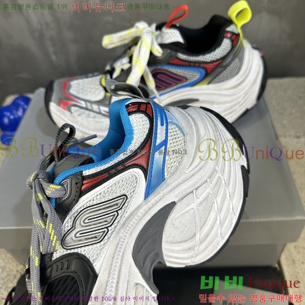 �߷��þư� 6XL Ʈ���̳� ����Ŀ�� BLA3568901-2