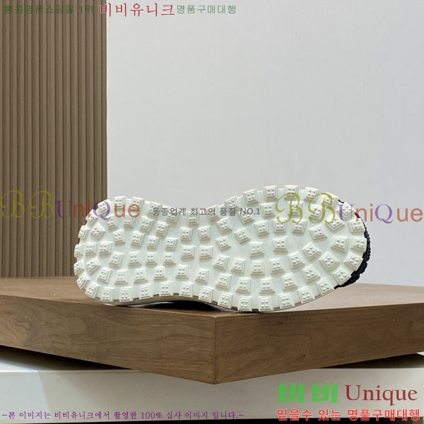 ���� ��**�� ����Ŀ�� MO6033021