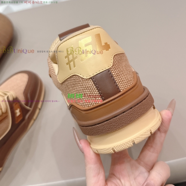 �������� LV Ʈ���̳� ����Ŀ�� 47LV262251-6