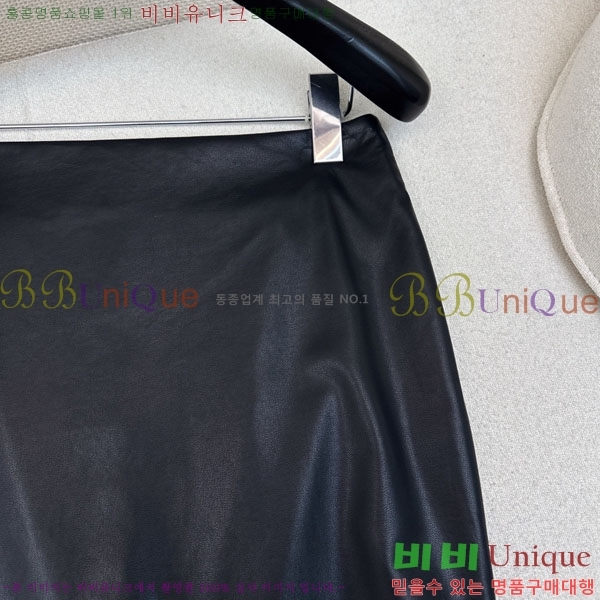 ���� ���ڷ� ��ġ�ڸ� ��ĿƮ BC3457803-10