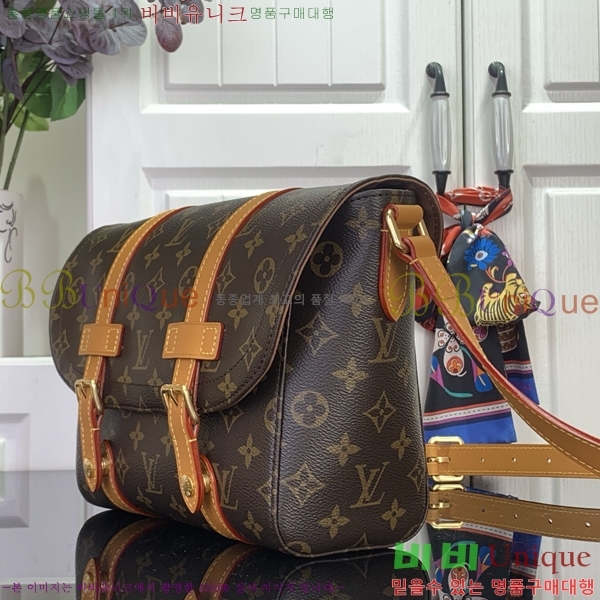 #���̺��� ũ�������� �޽��� M28115-101