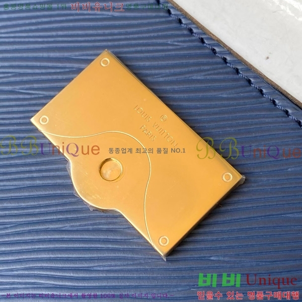 #���̺��� Ŭ��� �̴� M58931-1001