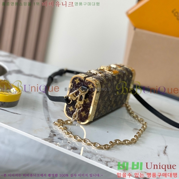 #����*�� ����Ƽ ���̽� M23572-1001