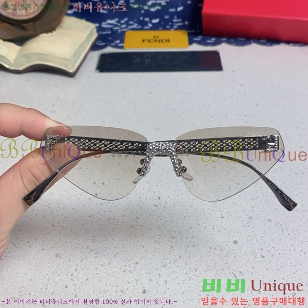 ��� ���۶� F924708-7