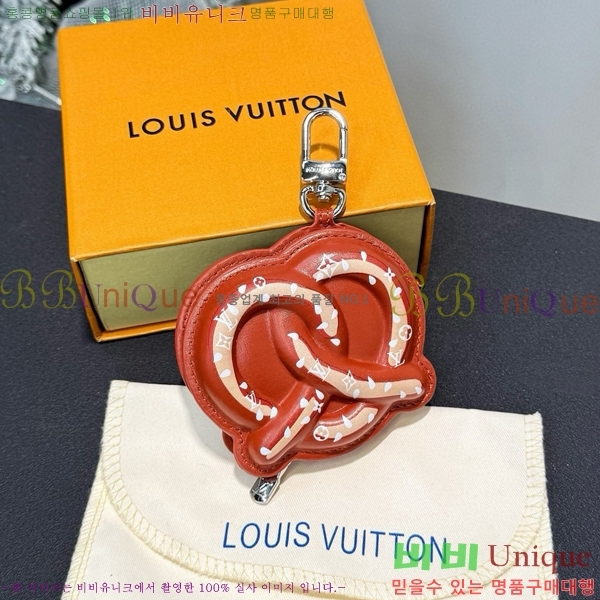 ����*�� �� �� M03295