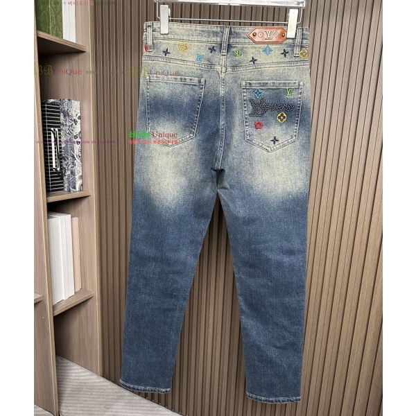 ���� ���̺��� û���� LV241790