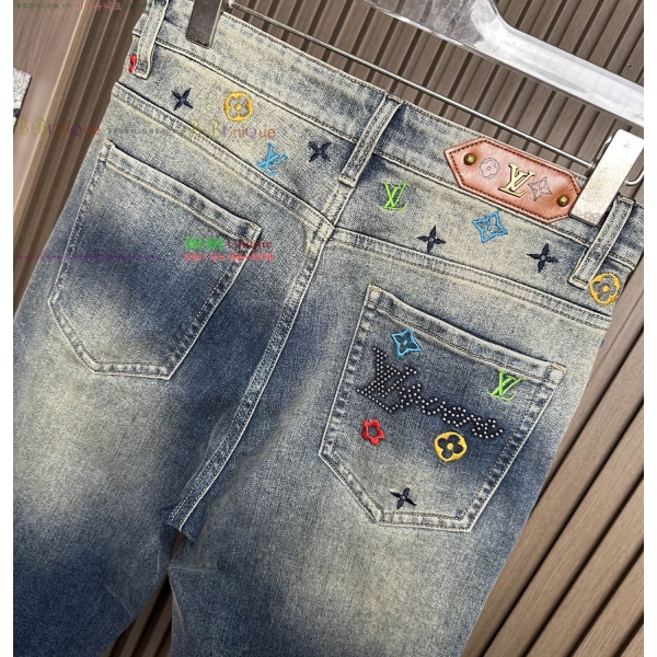 ���� ���̺��� û���� LV241790