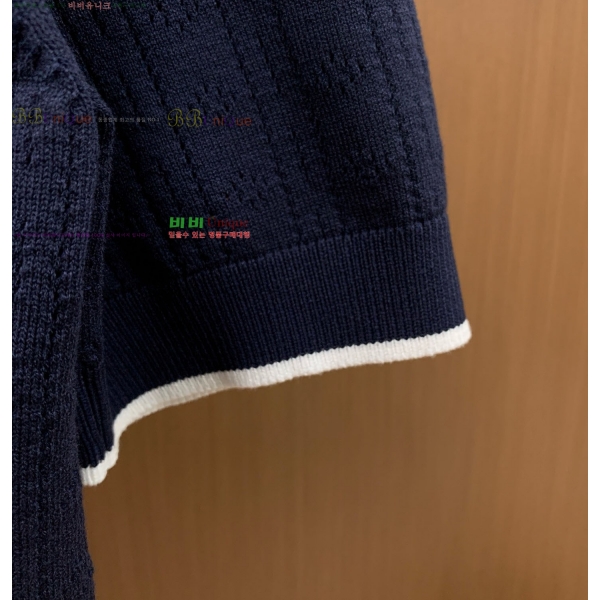 ���� ������ü ī�� ���� Ƽ���� VR978640-4