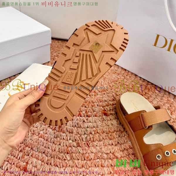 ���� ��* ���� D9116660