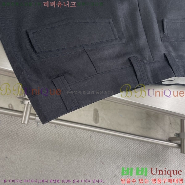 ���� ���ڷ� ��ġ�ڸ� �ݹ��� BC75668-1