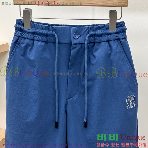 ���� ���ڷ� ��ġ�ڸ� �ݹ��� BC75669-3