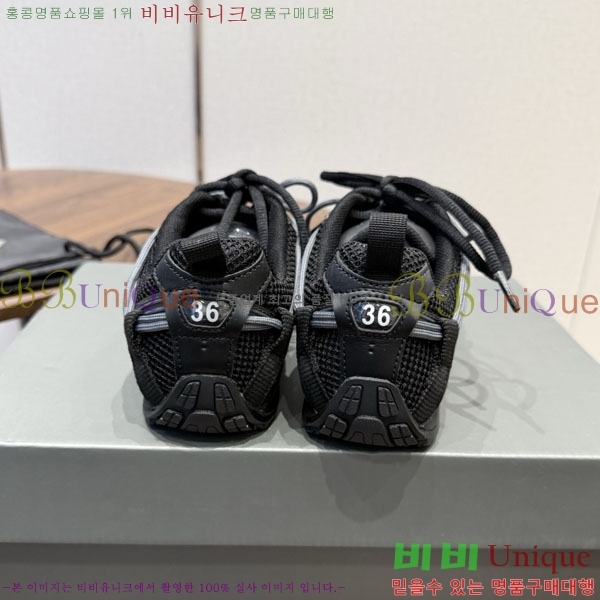 ���� �߷��þư� ����Ŀ�� B63777801-4