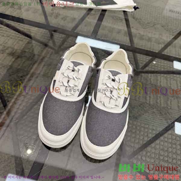 ���� ��**�� ����Ŀ�� M2N66902-2