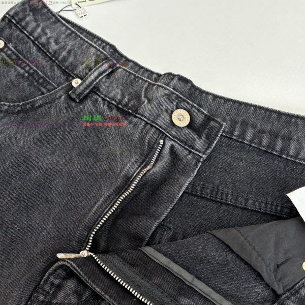 ���� �ο��� �Ƴ��׷� ���� ���� 24LW2641820-3