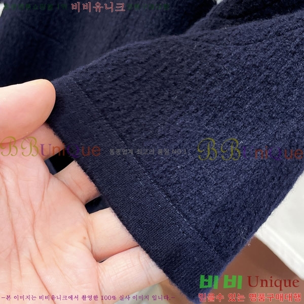 ���� �ο��� ���� Ƽ���� LE214590-1