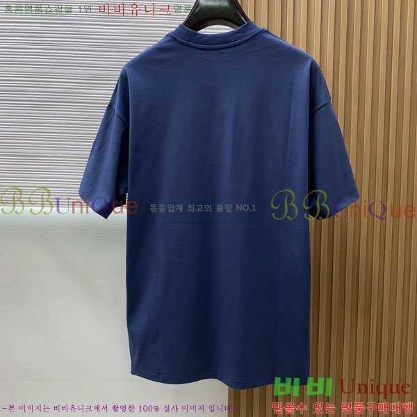 ���� ��**�� ���� Ƽ���� M86493